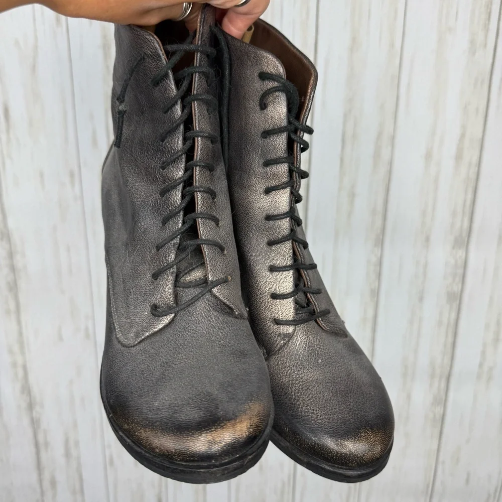 Bacio 61 Metallic Gray Boots - Picture 2 of 7